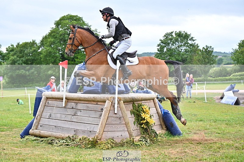 250524A-112022-09500 - B-363-Tom.D.Crisp-BLS.ABSOLUTELY