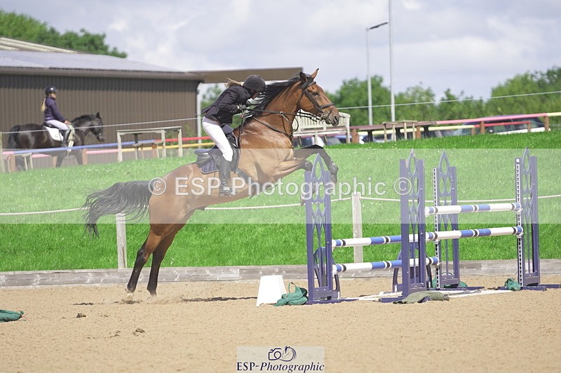 230806A-114846-01659 - Cls 13 Snr Newcomers & 1.10m Open