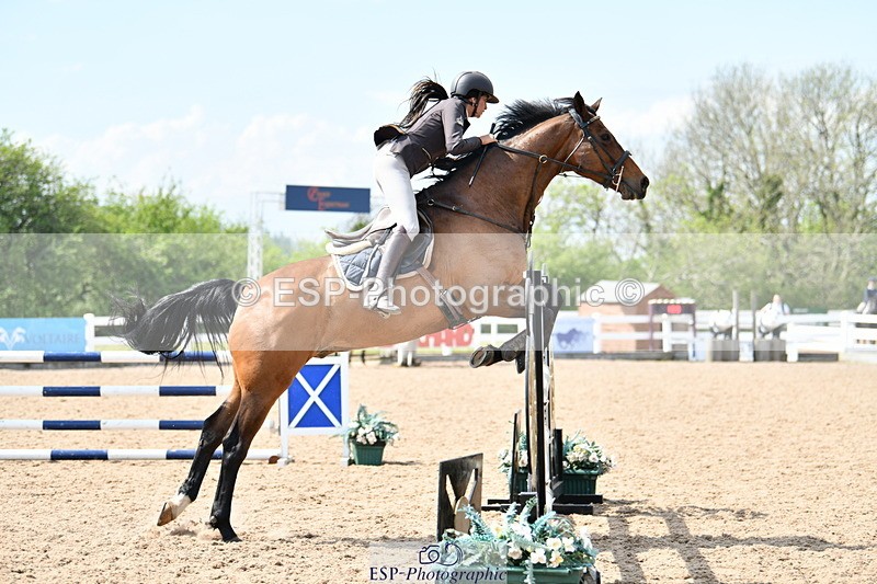 240512A-152520-19339 - Cls 43 95cm National Am Quali