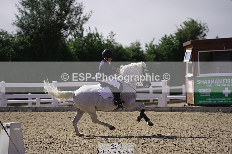 230624A-095450-00842 - Cls 21 British Novice & 80cm Open