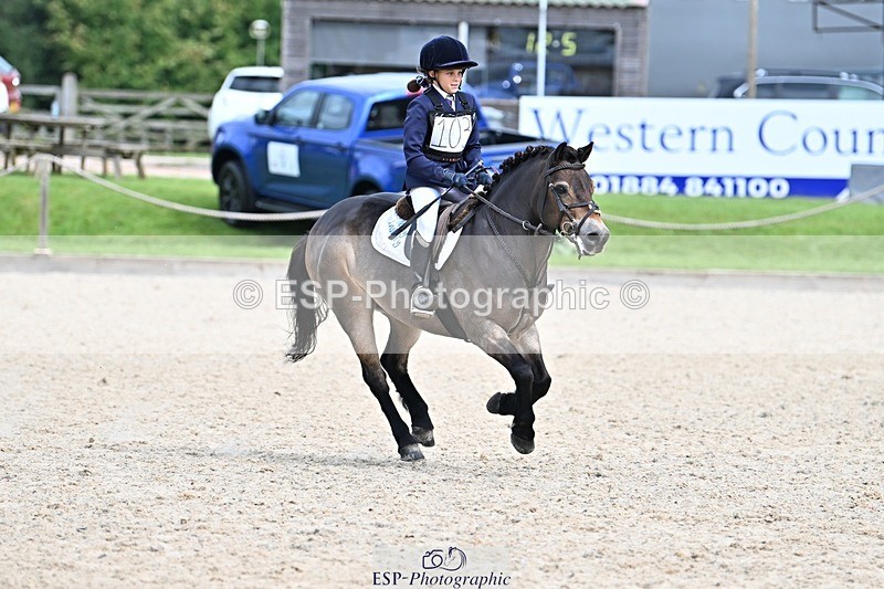 230825-105139-08733 - Round 2 Start to 11.15 coursewalk