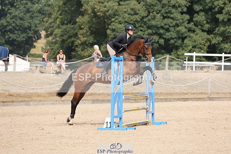 250816A-110053-00933 - Cls 3 Snr British Novice