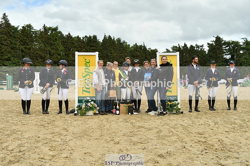 250525A-162549-18995 - Presentations Section D CCI 4 Star