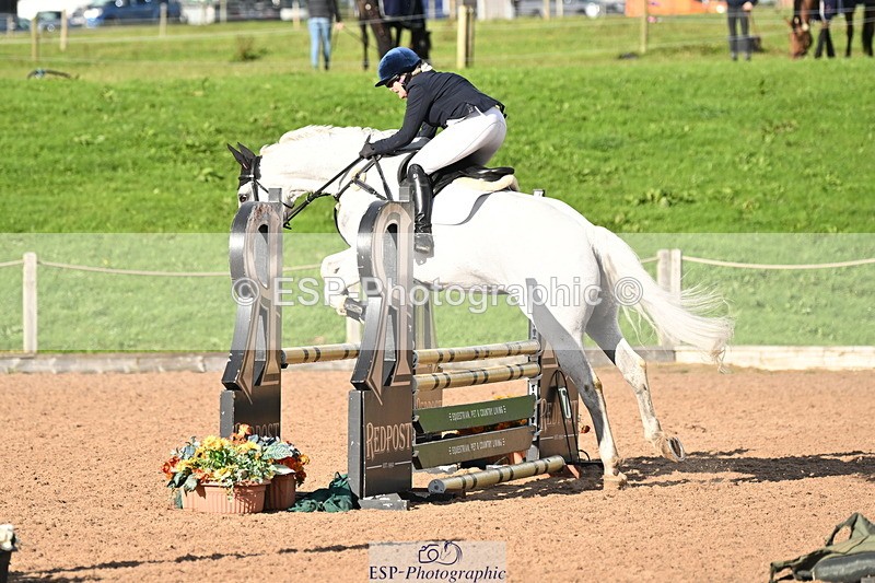 240912A-165704-02437 - Cls 7 Snr 90cm Open Speed Derby