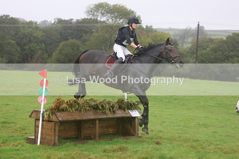 3E7A1922 - Class 4: 80cm: Box