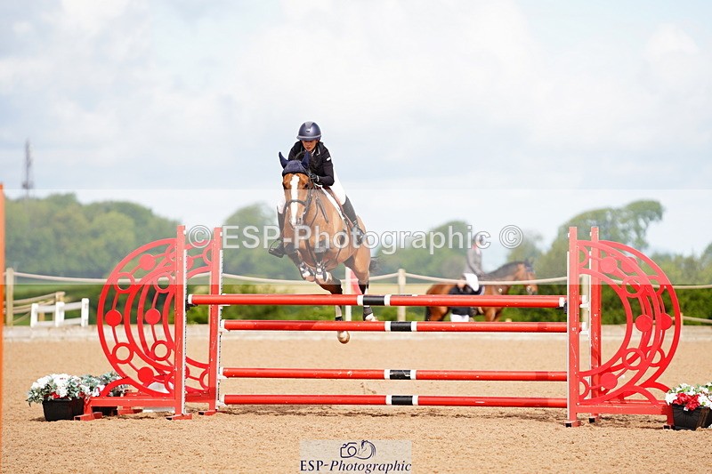 240526A-091812-07064 - Cls 30 Snr 1.20m Open