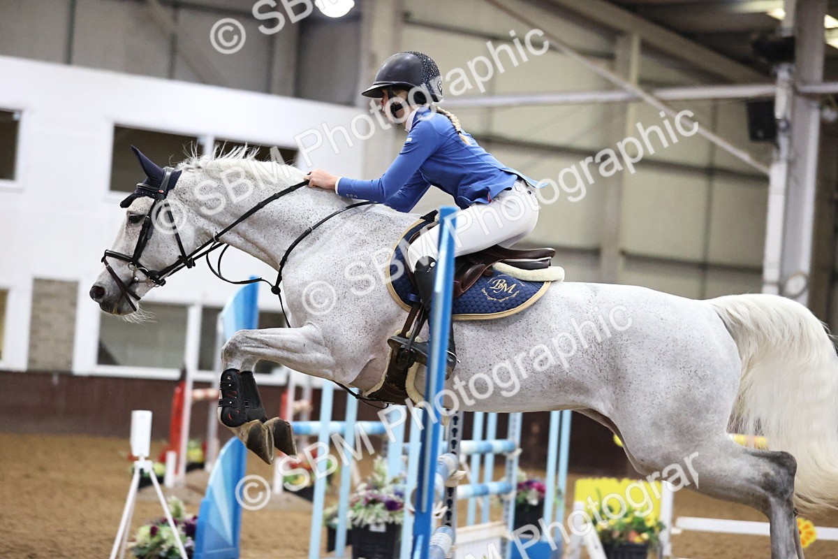 SBM_005699 - Class 17 - Senior Newcomers 1.10m