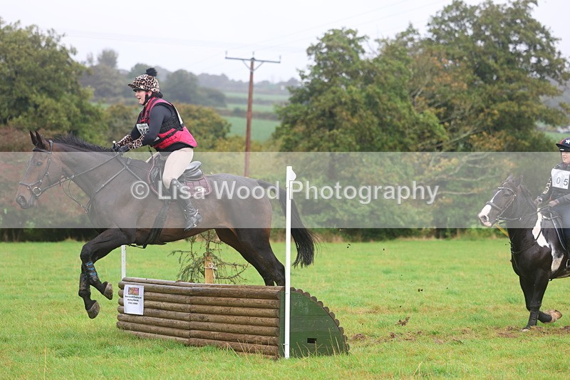 3E7A1596 - Class 3: 70cm Pairs: Half Roll Top