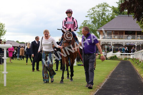 yr22052022r6-38 - Race 6: 6:05pm Sky Bet Sunday Series Stayers Stakes
