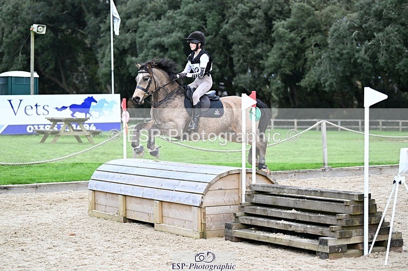 241117-140312-04398 - Cls 3 90-95cm 14.00 to 15.00