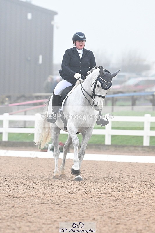 240217A-120850-02542 - 179-Sophie.Gregory-Lady.Lucydale