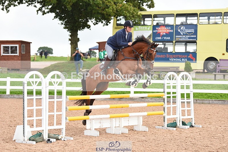 230902A-122214-01002 - Cls 9 1.10m Amateur Quali