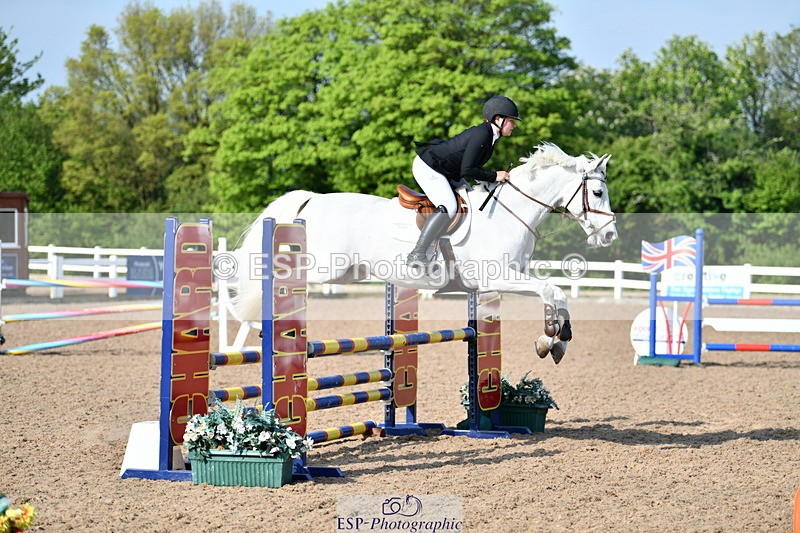 240512A-085851-17041 - Cls 39 British Novice and 90cm Open