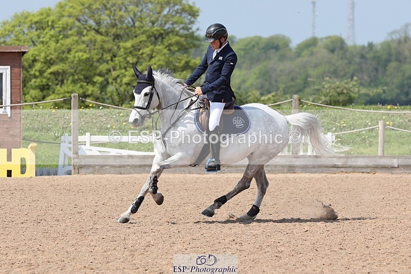 250503-121643-01006 - Cls 9 Pony Foxhunter and 1.10m Open