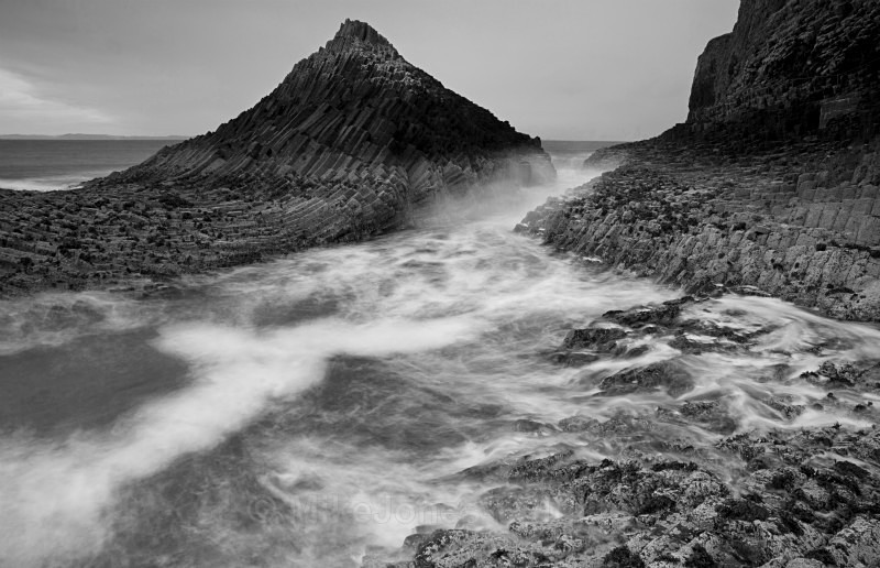 STAFFA, INNER HEBRIDES - ISLE OF MULL LANDSCAPE PHOTOGRAPHY