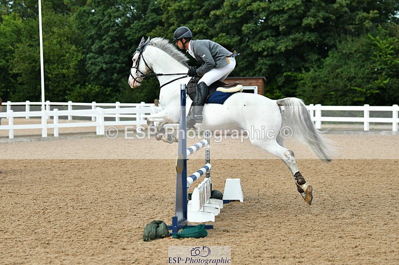 230813A-093022-11074 - Cls 39 A&B British Novice & 90cm Open