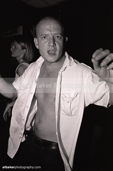 35 - Friends-&-Family @ the-roadhouse 04.09.02