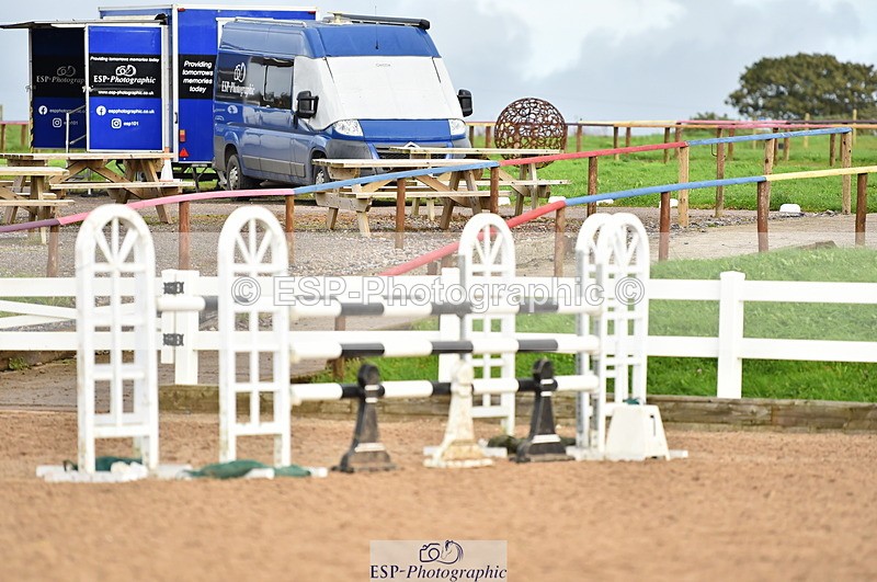 231029A-133610-03514 - Children on Horses 1.05m & 1.10m