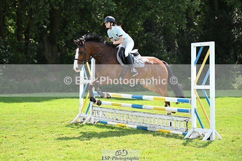 250704A-104724-07059 - Cls 25 Snr British Novice and 90cm