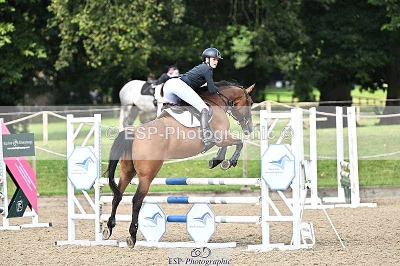 240818-100701-03564 - Cls 8B 90cm Open