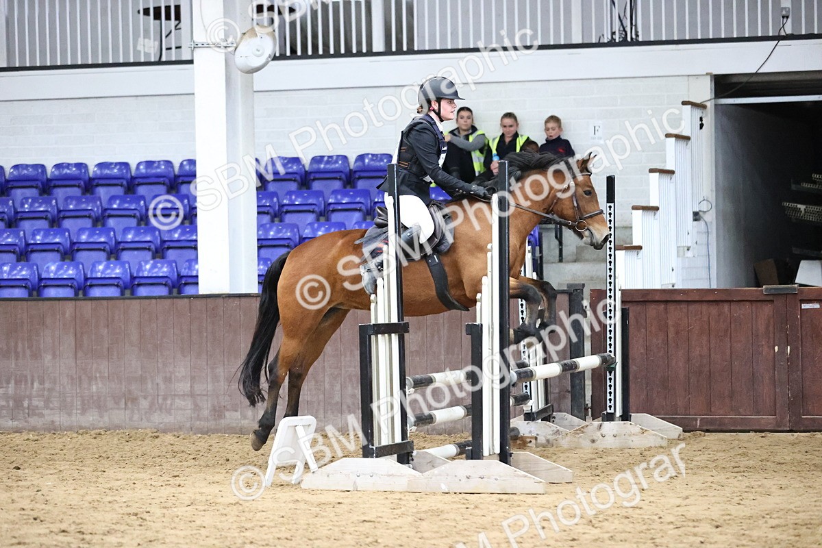 SBM_001456 - Class 5 - Henlow Veterinary Hospital 70cm