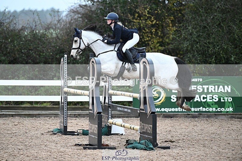 231118A-135552-03202 - Cls 9 Foxhunter & 1.10m Open