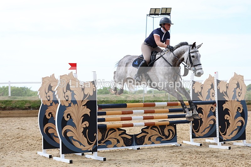 3E7A7391 - Class 7: Senior Newcomers/1.10m open