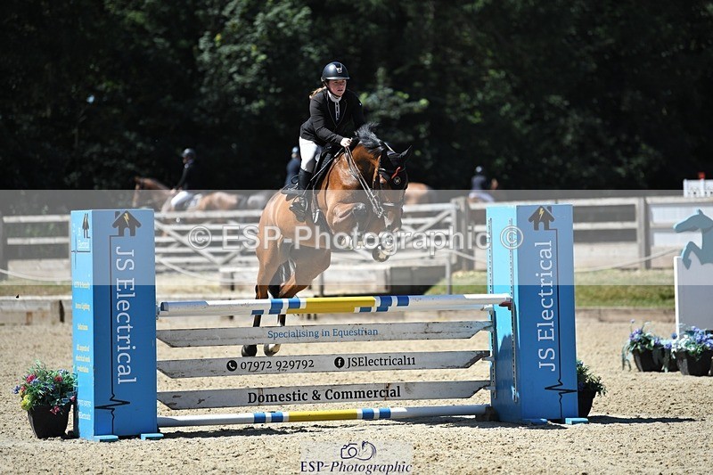 230707-120105-07317 - Cls 16 Newcomers & 1.10m Open