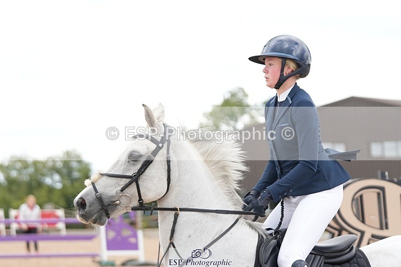 250921-123504-02962 - Cls 9 Pony Foxhunter and 1.10m