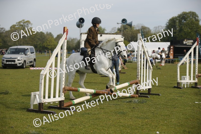 20260426-1048 - Class 1 - Mini Jumping - Lead rein or Assisted