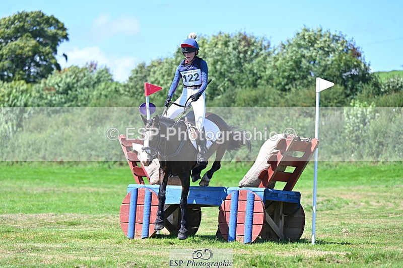 240811A-123751-03611 - 122-