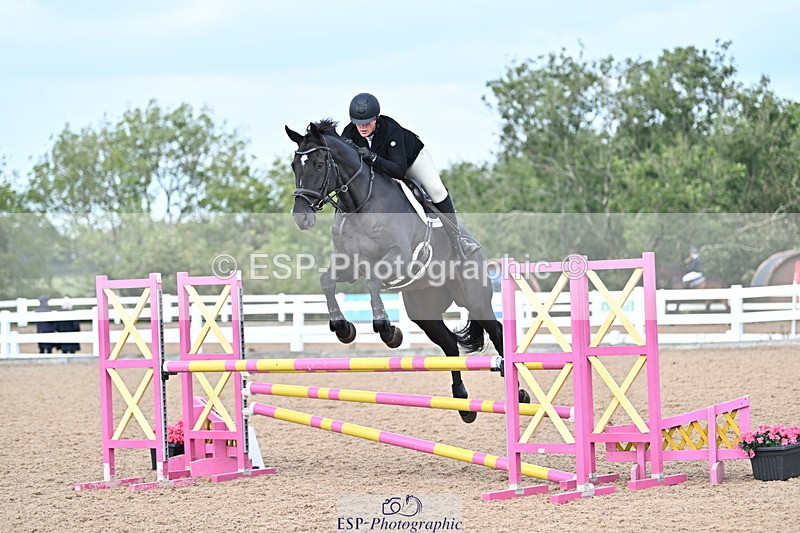 241004A-124929-02100 - Fri 09 95cm Amateur Quals