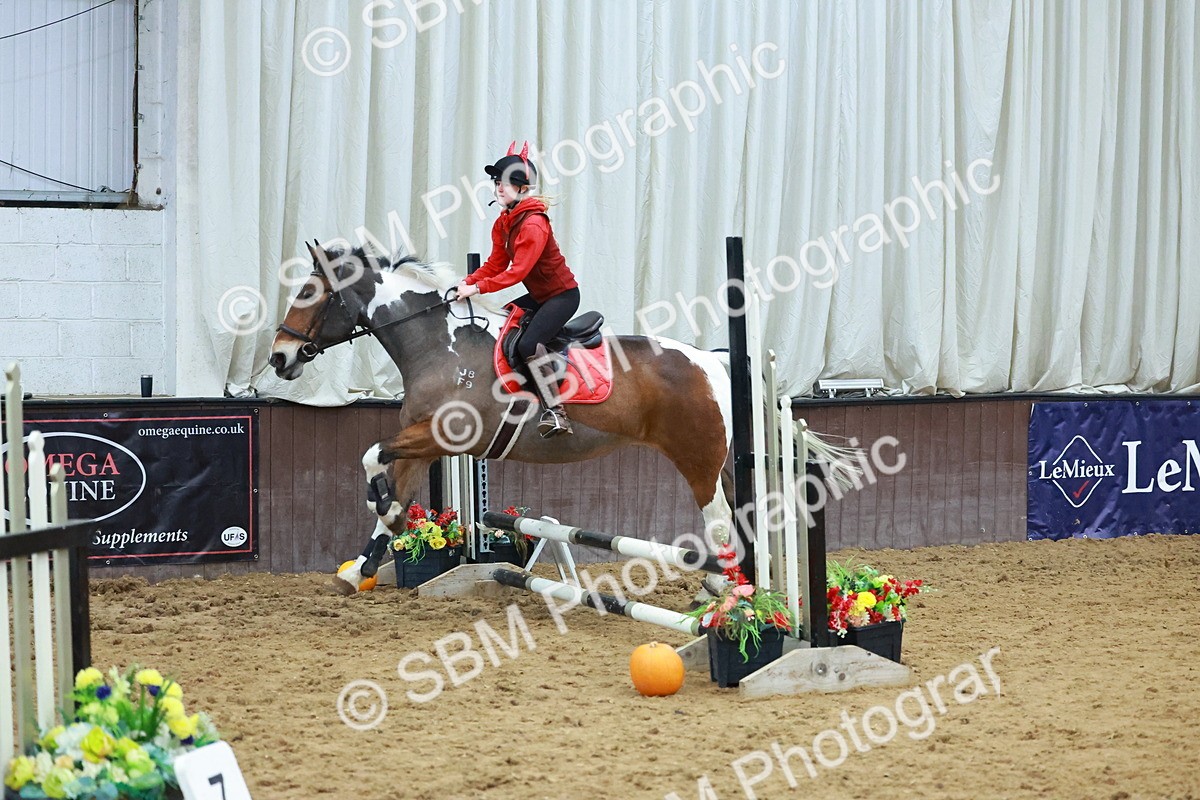 SBM_002749 - Class 4 - Pairs