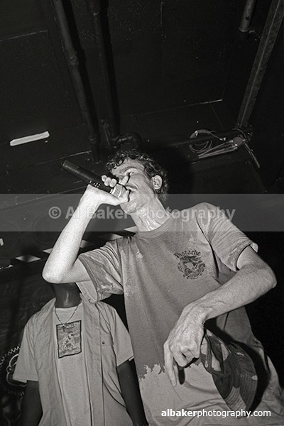 49 - Friends-&-Family @ the-roadhouse 02.10.04