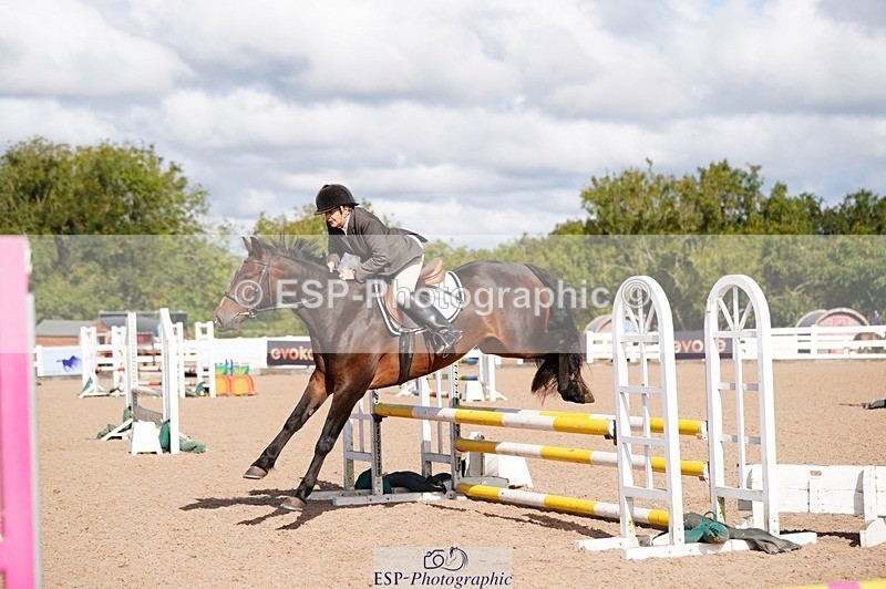 250921-110942-02592 - Cls 21+22 Club and Schools 70cm