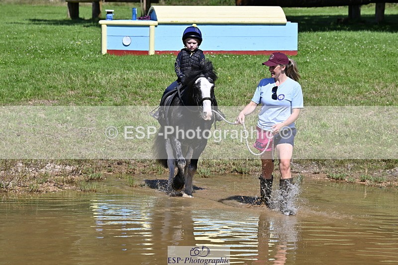 240728B-111521-01298 - Gemma's Group XC