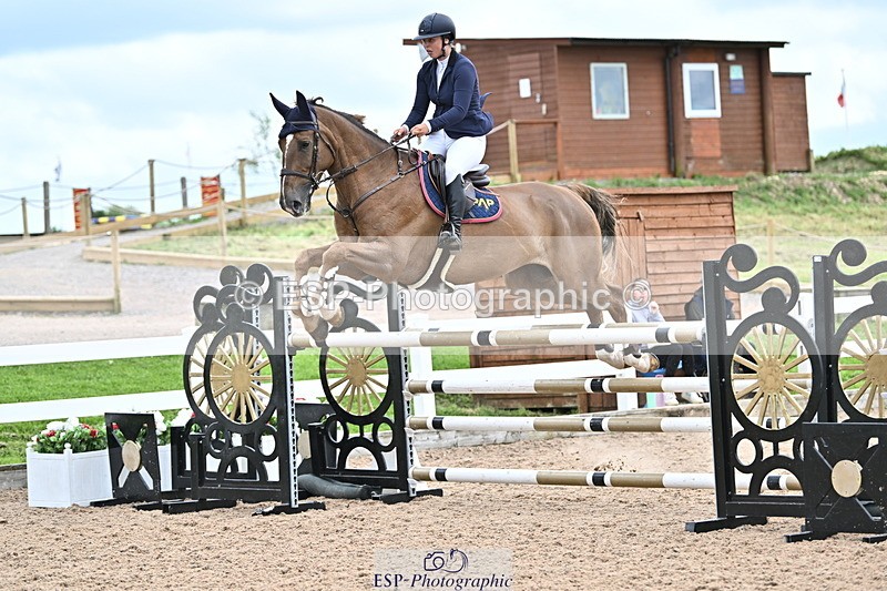 240523A-125616-01843 - Cls 4 Snr 1.20m Open