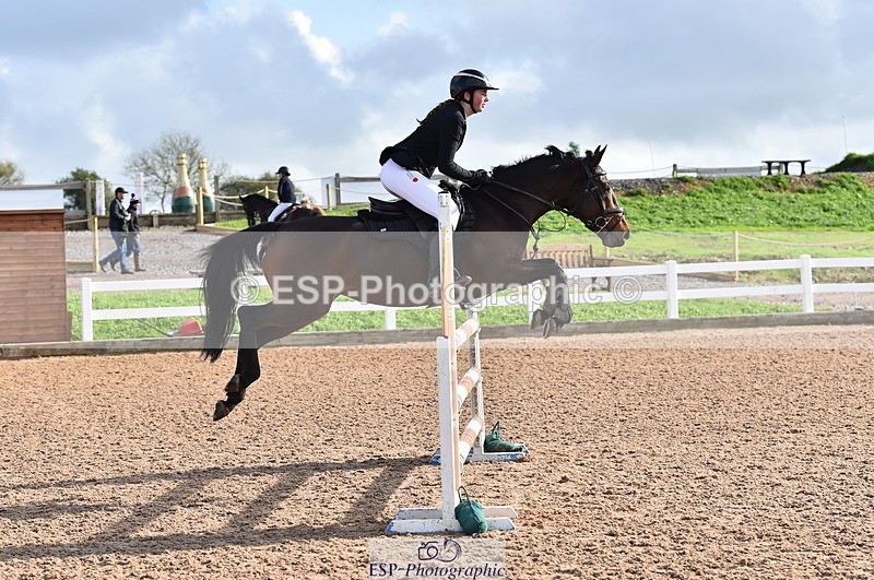 231029A-122446-03292 - Pony Foxhunter & 1.10m Open