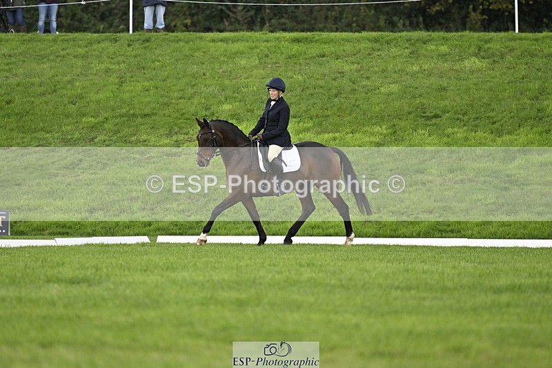 251023A-115718-03970 - F-418-Caroline.Davies