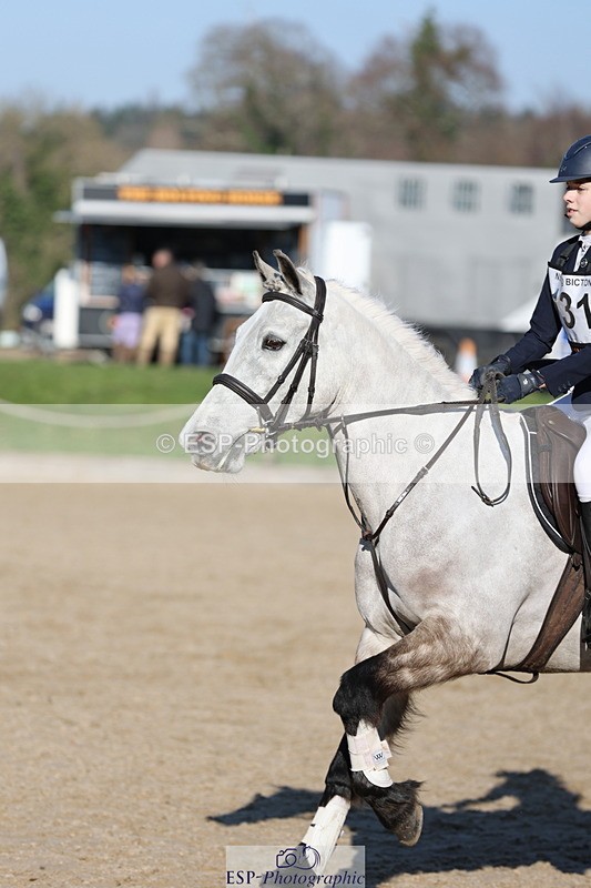 250209A-114304-00891 - 80cm 11.10 to End