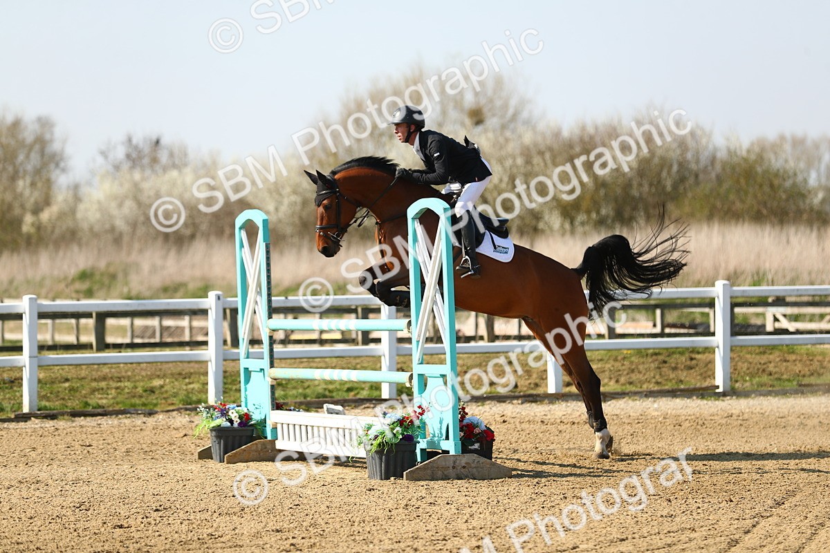 SBM_001424 - Class 5 - Senior Foxhunter - 1.20m