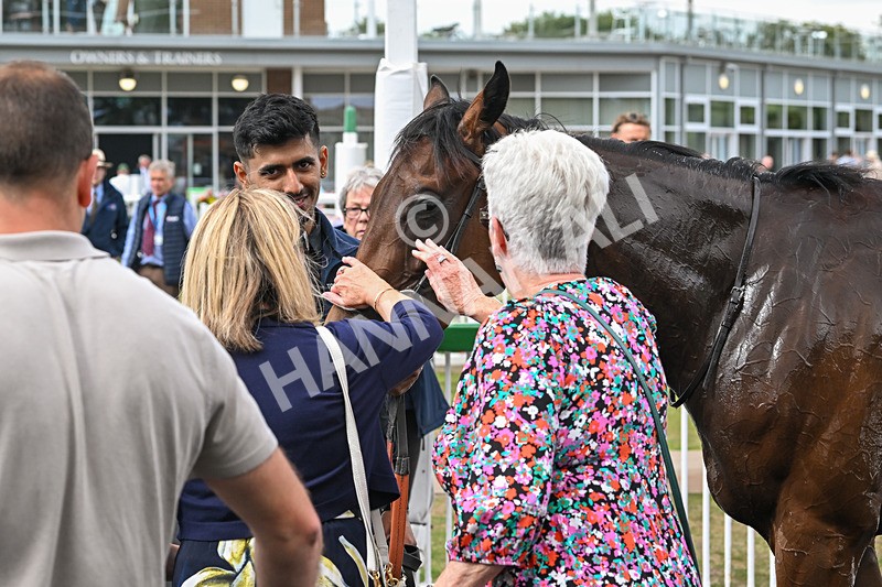 080825-Race 3-Bosom Pals-2256 - Race 3