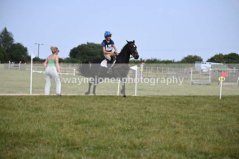 WJ6_2524 - 60cm XC Time 14:21 to 14:47