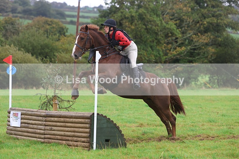 3E7A1720 - Class 3: 70cm Pairs: Half Roll Top