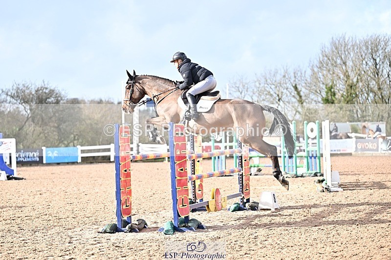 260220-145022-00948 - Cls 6 Foxhunter and 1.20m
