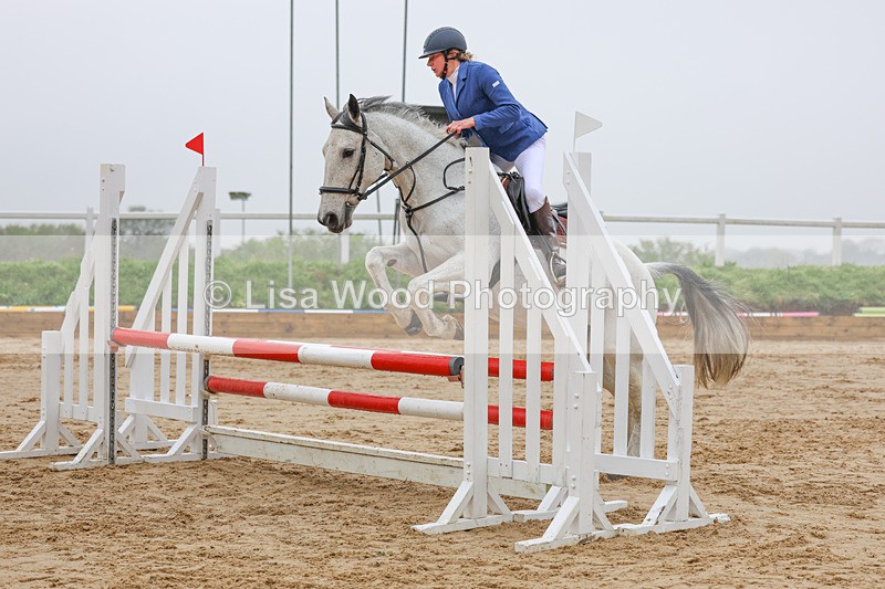 3E7A1955 - Class 3: Senior 80cm