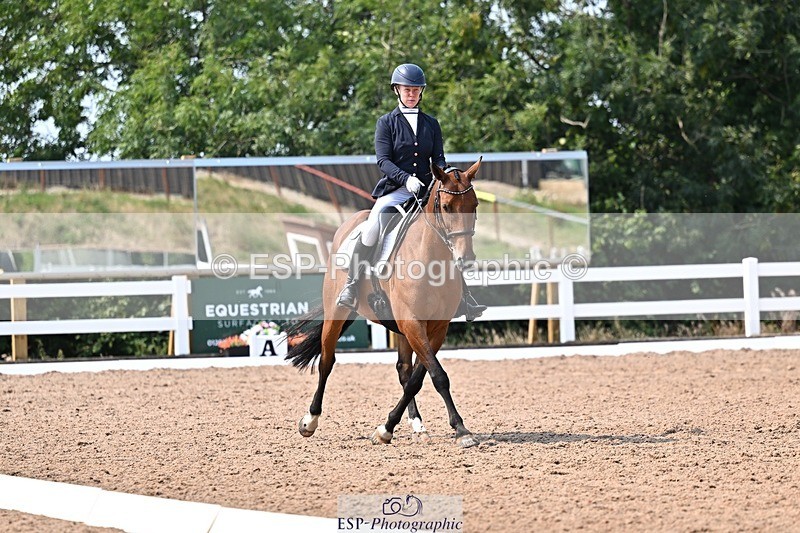 250816-140140-05242 - 151-Shona.MclauchlanLuca.Me.Go