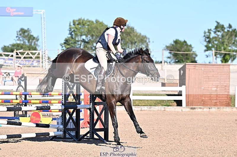 250708A-182317-00500 - 90cm Classes