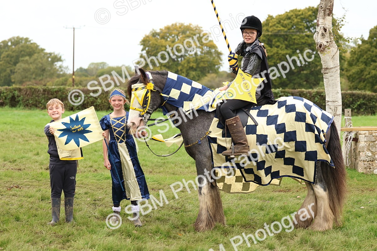 SBM_61668 - S37a - Fancy Dress Showing