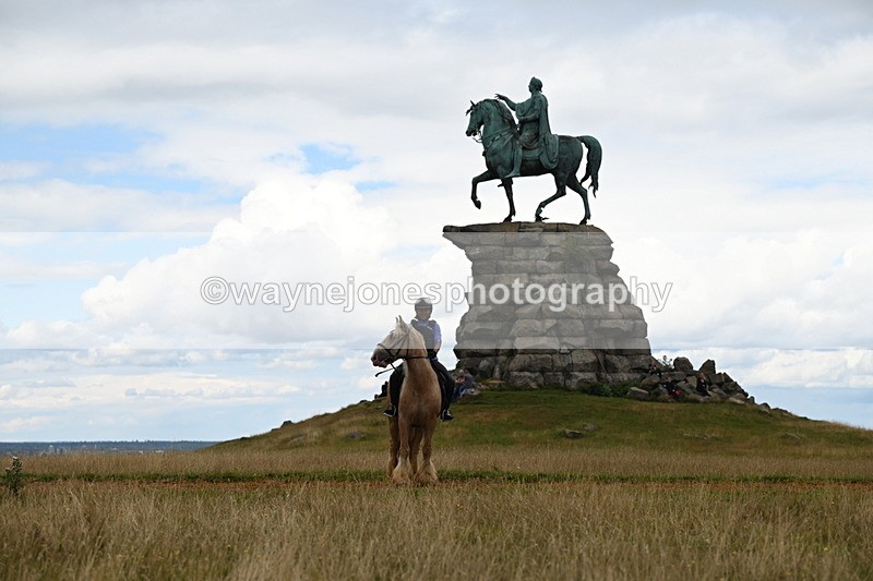 DSC_9581 - Time at Statue 15:11 to 15:58